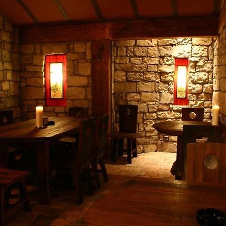 Zlaty Lev Hotel Louny Eksteriør billede